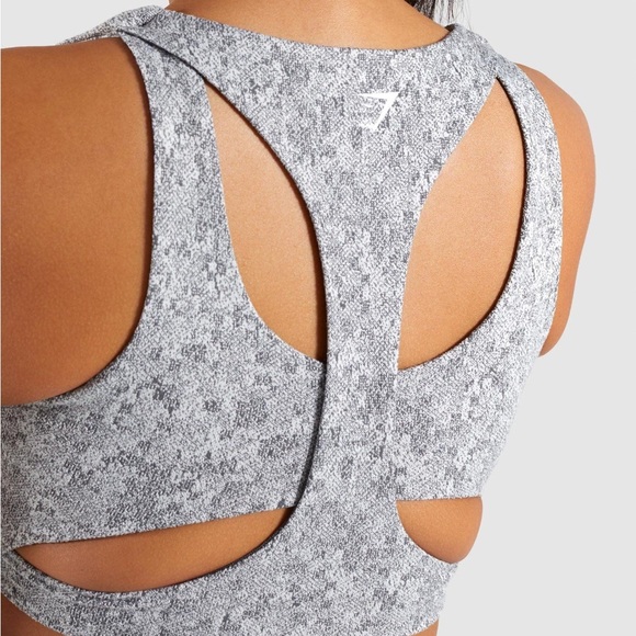 Gymshark Sports Bra - Picture 5 of 7